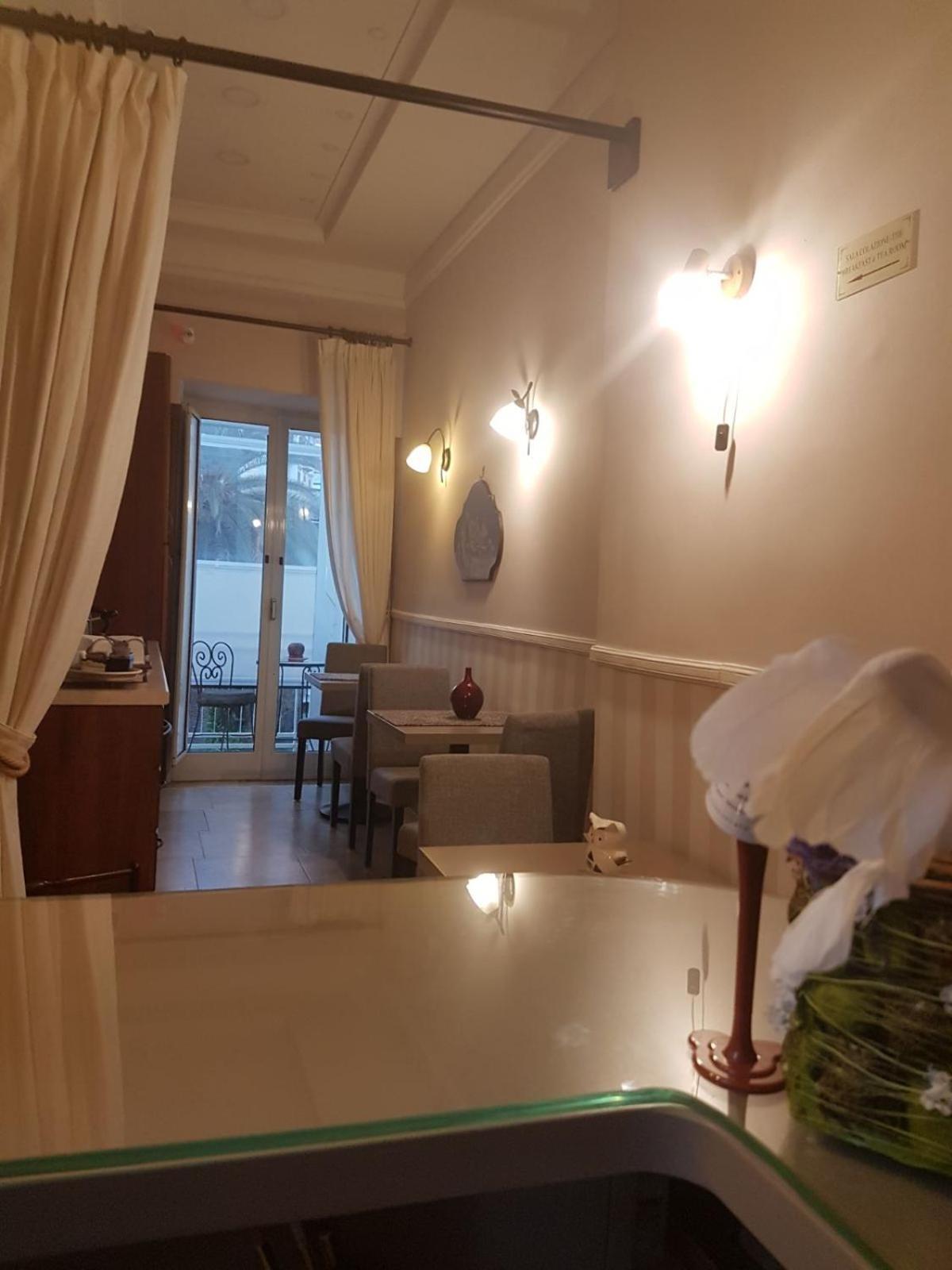 Couette-café La Dimora Di Nettuno 3*